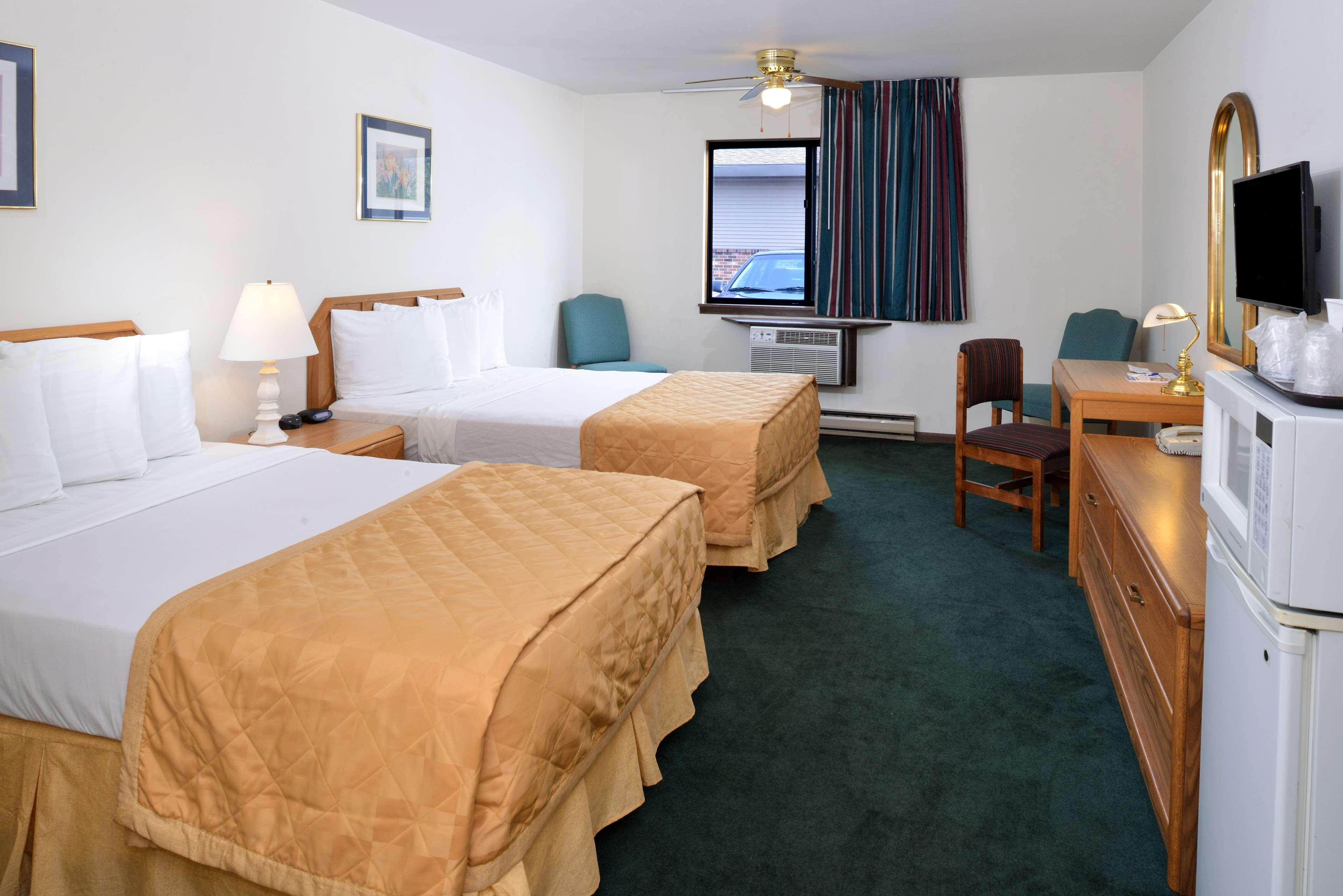 America'S Best Value Inn La Crosse Exterior photo
