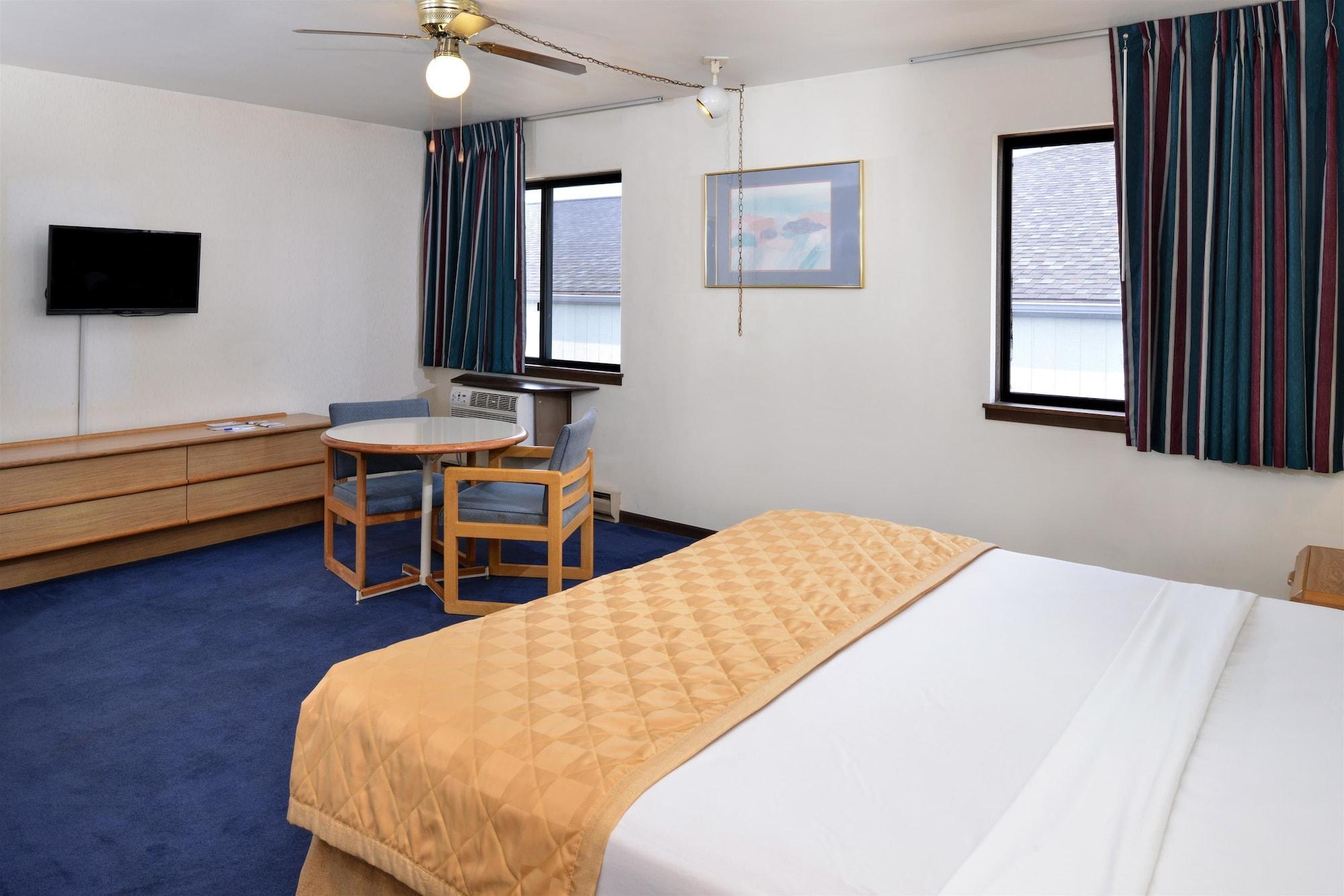 America'S Best Value Inn La Crosse Exterior photo